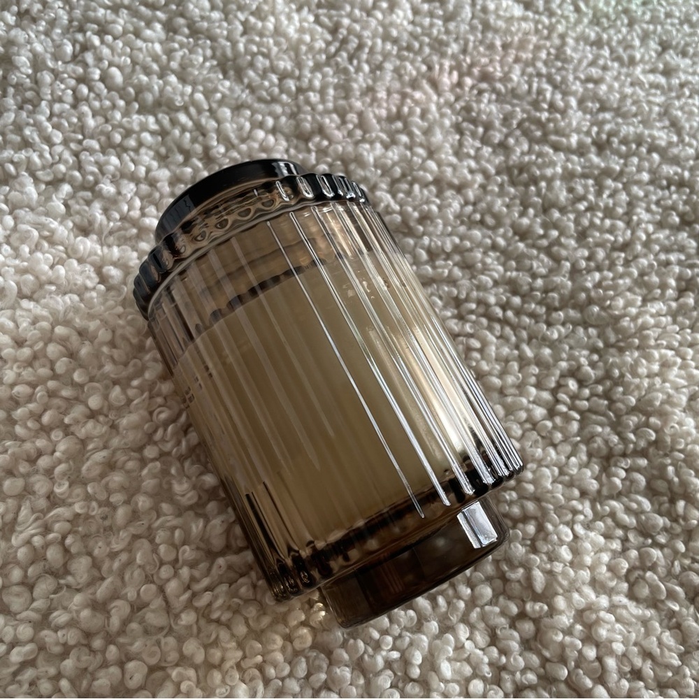 La Jolie Muse island coconut candle - Picture 4 of 6
